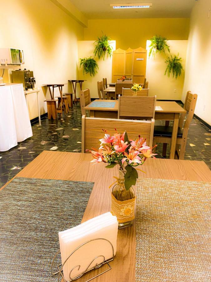 Hotel Aconchego 2*